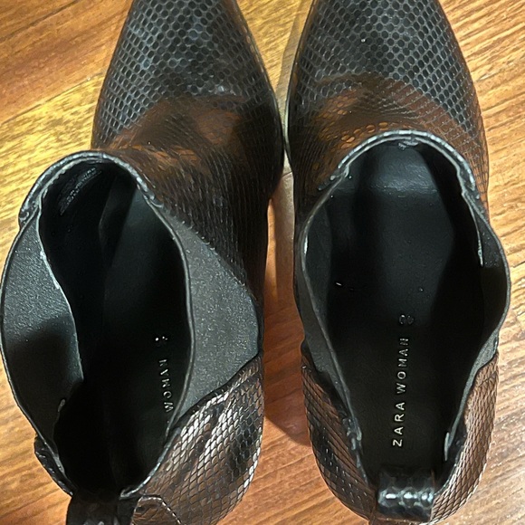 Zara hi heel boots - Picture 4 of 9